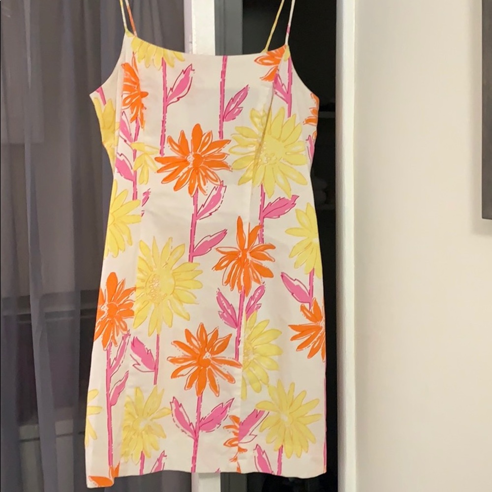 Lilly Pulitzer flower dress size 6
